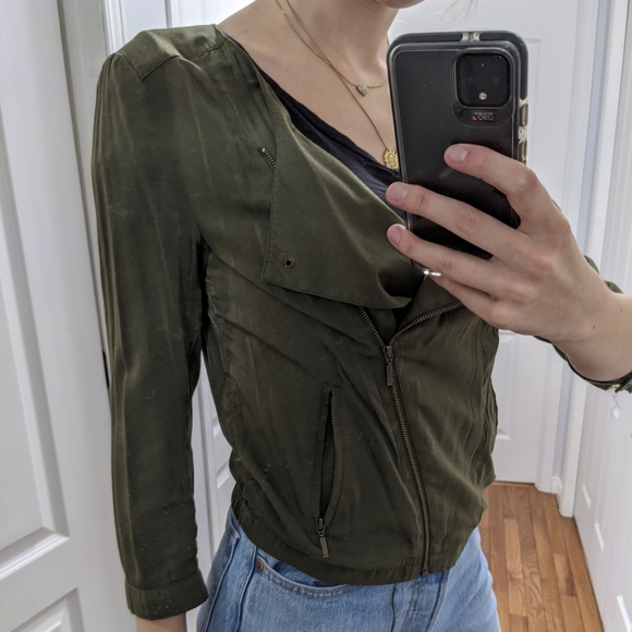 Jacket - Picture 4 of 4